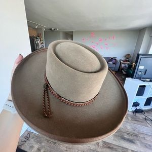 Biltmore hat